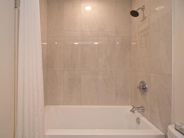 Hearthstone Lodge Loft, Village Centre, Private Hot Tub, Sleeps 6 Whistler Exterior photo